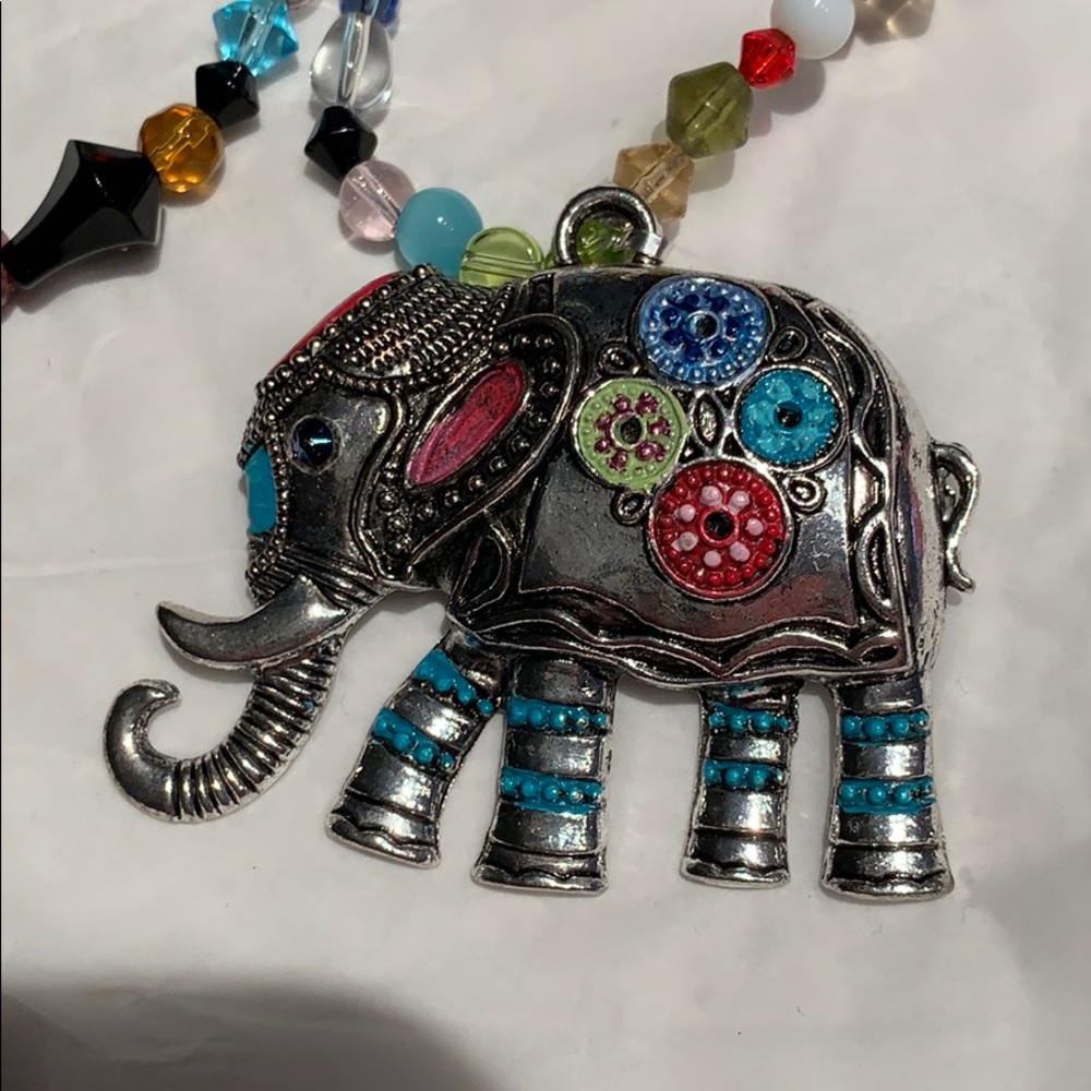Bohemian Elephant Necklace NWT - Picture 3 of 3